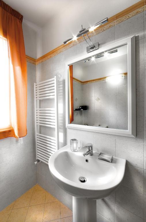 Aparthotel Il Nido Della Rondine Lukka Pokój zdjęcie